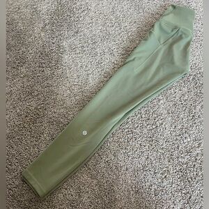 Lululemon- NWOT - Pale Green Leggings